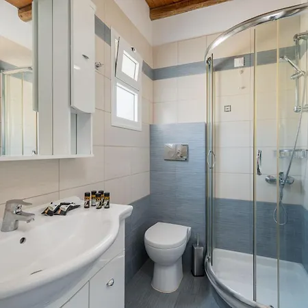 Medusa Πανσιόν